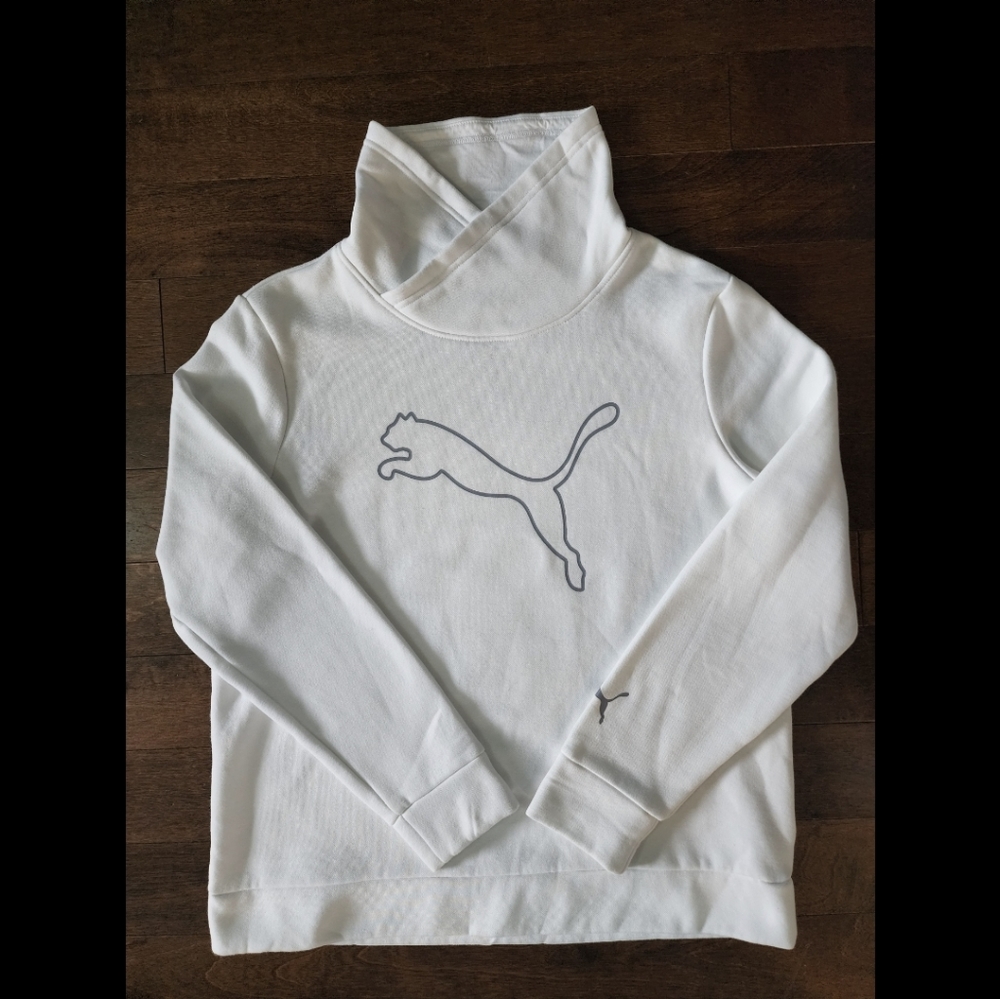 Puma Pull Over. Size XL. Fits Snug.